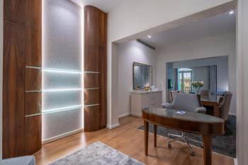 Executive Suite3