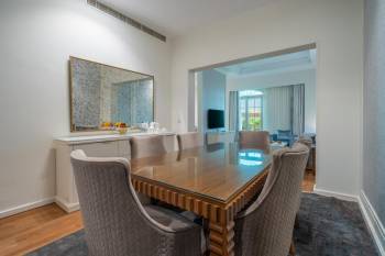 Executive Suite5